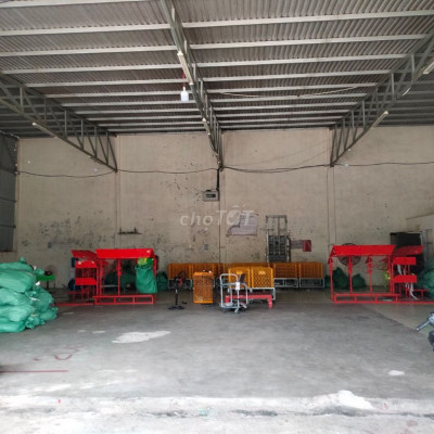 Cho thuê kho mặt tiền tây sơn 350m2 ngang 15m