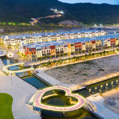 Nhà phố Merryland, DT: 5x18 xây 1 trệt 3 lầu giá 5 tỷ 4