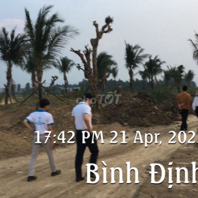 CC Bán Gấp Lô 100m2  Trục đường  20.5m  tt50% giá gốc CDT