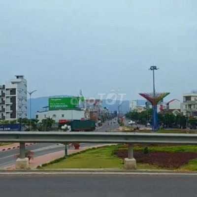 Bán lô góc ôm cua 2 mặt tiền đường cầu 2 Hà Thanh giá 5,2 tỉ