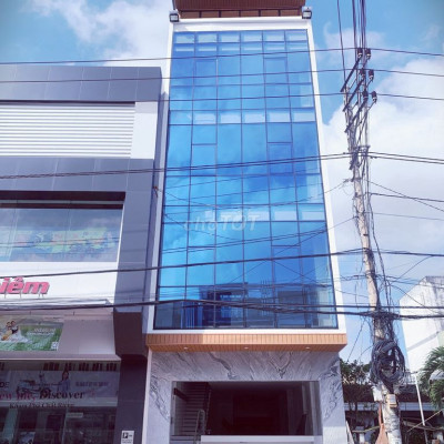 Cho thuê nhà đường Trường Chinh Quy Nhơn 100m2 ngang 5m 3 lầu