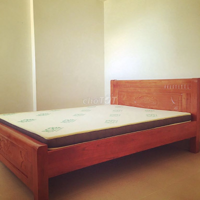 Cho thuê cc xuân thuỷ có nội thất 2pn