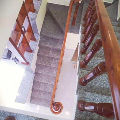 Cho thuê nhà hẻm đường Tây Sơn, gần Ao Cá Bác Hồ, giá 3tr