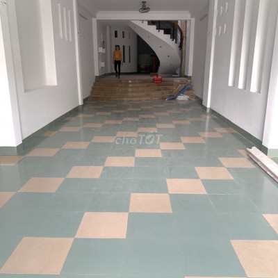 Nhà mặt tiền đường Lê Hồng Phong 150m2 3 lầu ngang 5m