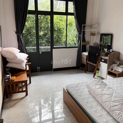 CHO THUÊ NHÀ NGUYÊN CĂN FULL NỘI THẤT SÁT BIỂN