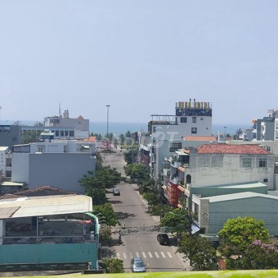 cần bán khách sạn mặt tiền Ngô Mây 6 tầng, 705 m2 sàn, biển Quy nhơn.