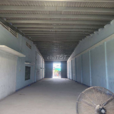 Cho thuê nhà mặt tiền trống suông Điện Biên Phủ 5x25