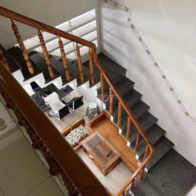 Cho thuê nhà đường oto khu bến xe Quy Nhơn.- Dt 45m2 trệt lầu