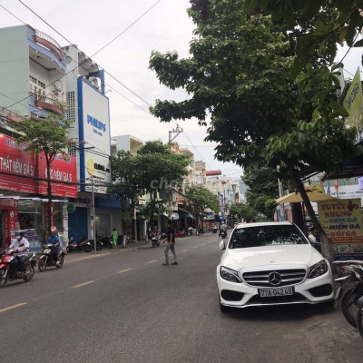 CHO THUÊ TÒA NHÀ CHDV-NGUYỄN THÁI HỌC-MỚI 100%-21 phòng+mặt bằng 210m2