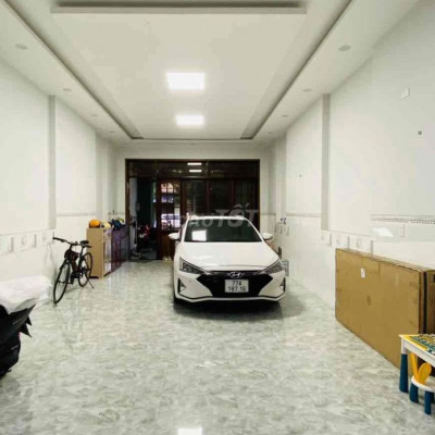 Nhà mặt tiền Trần Hưng Đạo 5*35m mới tiện làm văn phòng