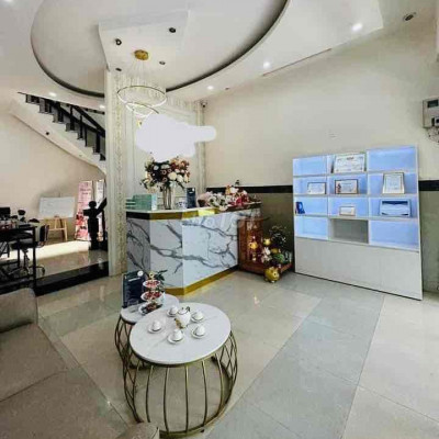 Nhà mặt tiền Diên Hồng gần Vũ Bảo 5*20m 3 lầu giá rẻ