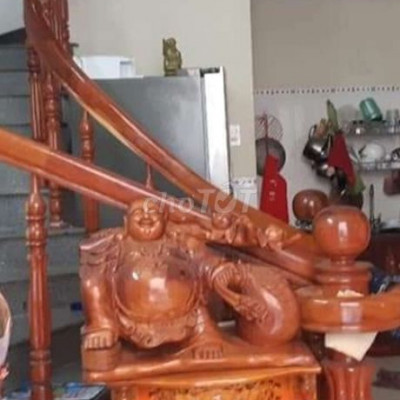 Bán nhà 4 tầng mặt tiền Duy Tân giá 1,9 tỉ