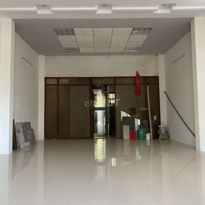 Cho thuê nhà mặt tiền đường Lí Thường Kiệt, tp Quy Nhơn