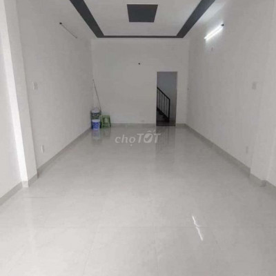 Cho thuê nhà mặt tiền khu Nguyễn Tất Thành, tp Quy Nhơn