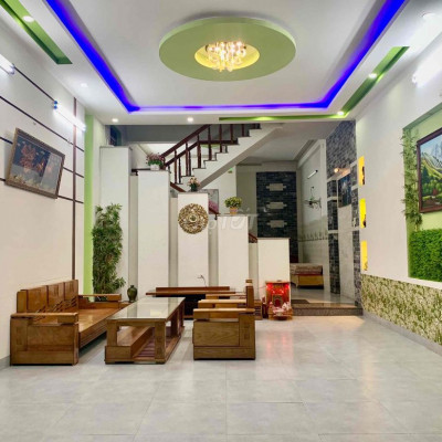 Nhà hẻm nội bộ 63m2, 2 phòng ngủ, 2 WC, đường Bạch Đằng, TP. Quy Nhơn