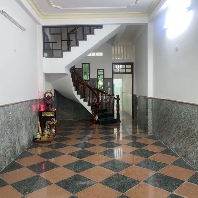 Cho thuê nhà An Dương Vương, gần trường Đại Học Quy Nhơn, gần biển