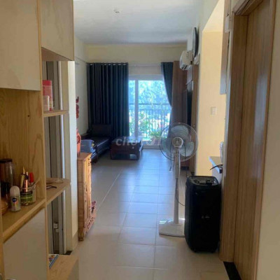 cho thuê cc xuân thuỷ nội thất 95%