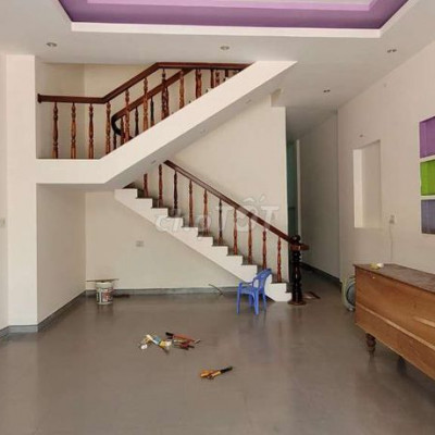 Cho thuê nhà mặt tiền đường phường Nguyễn Văn Cừ, tp Quy Nhơn