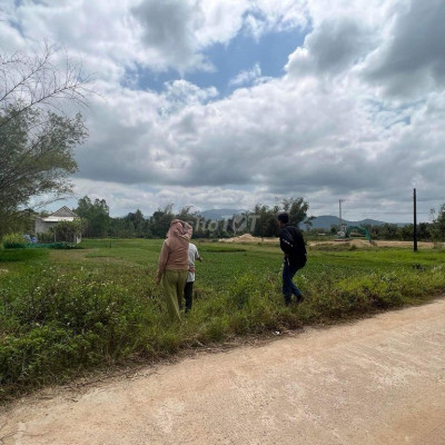 Đất Phù Mỹ cách QL 50m ngay cầu Bình Long /DT 196m2 Full Thổ