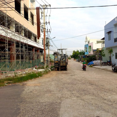 Lô góc siêu đẹp 142m2 GIẢM SÂU(1,95 tỷ) TT Diêu Trì, sát đường Trần Bá