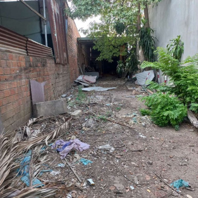 Lô đất + nhà cấp 4 mặt tiền đường Hùng Vương, p Nhơn Bình, tp Quy Nhơn