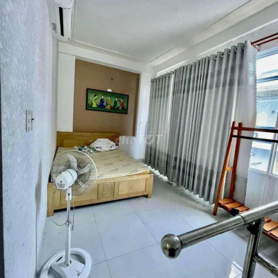 Cho thuê nhà mặt tiền khu Ghềnh Ráng, tp Quy Nhơn