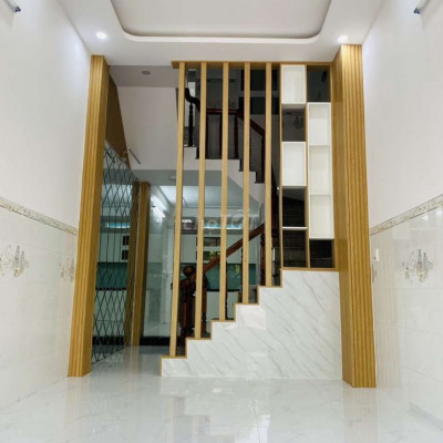 Cho thuê nhà mặt tiền đường Thành Thái, phường Quang Trung, quy nhơn