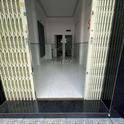 Cho thuê nhà mặt tiền đường Bạch Đằng, tp Quy Nhơn