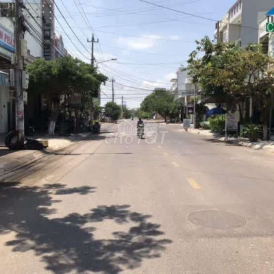 Bán nhà mặt tiền đang ngộp ngân hàng 48m2 chỉ 1,95ty