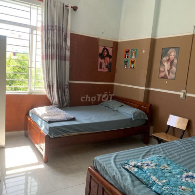 Cho thuê khách sạn 11pn 11wc khu ghềnh ráng quy nhơn