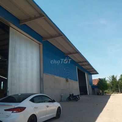 Cho thuê kho xưởng 4000m2 trong KCN gần sân bay Phù Cát Bình định