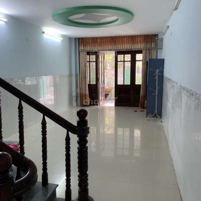 Cho thuê nhà hẻm Hoàng Văn Thụ, tp Quy Nhơn giá 4tr