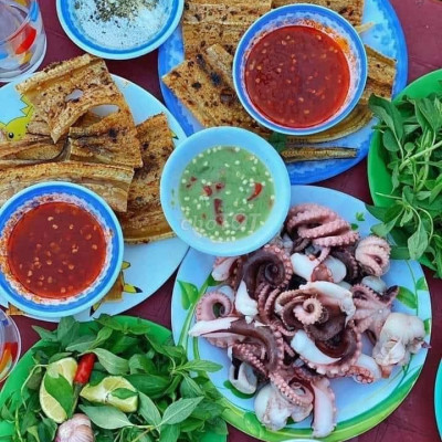 Cho thuê nhà 800m khu nguyễn thị định quy nhơn