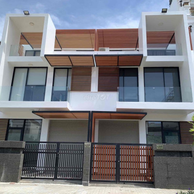 Shop house 9*21m 4 lầu giá 20tr