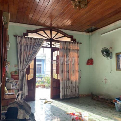 CHO THUÊ Nhà mặt tiền 2 Tầng