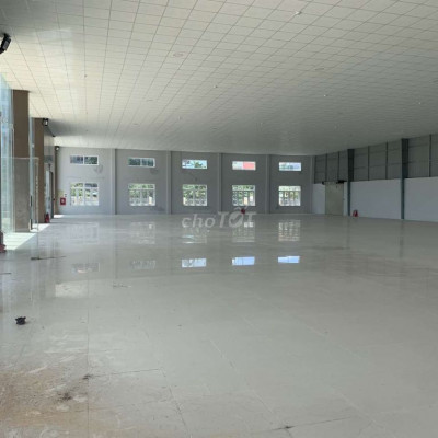 Cho thuê nhà mặt tiền Nguyễn Thái Học, tp Quy Nhơn 7x12