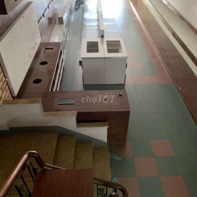 Cho thuê nhà 3 tầng mặt tiền Phan Bội Châu, tp Quy Nhơn