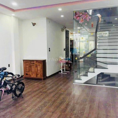 Cho thuê nhà mặt tiền hoàng văn thụ quy nhơn 75m2 n5 3 lầu