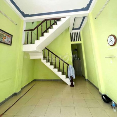 Cho thuê nhà hẻm Trần Quốc Toản, phường Đống Đa, tp Quy Nhơn