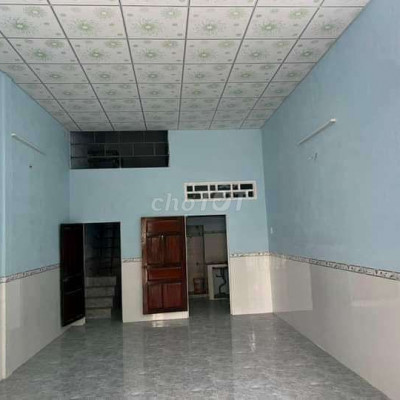 Cho thuê nhà mặt tiền Nguyễn Thái Học, tp Quy Nhơn