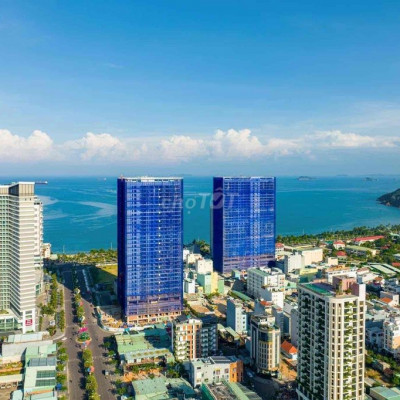 Kẹt tiền bán gấp