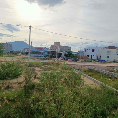 Bán giá ngộp bank