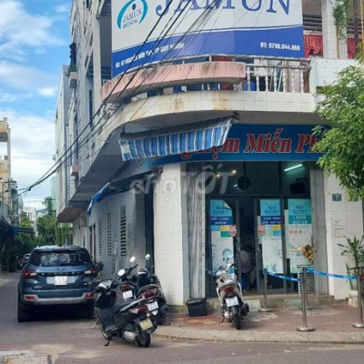 Cho thuê nhà ôm cua 2 mặt tiền Nguyễn Hữu Thọ ngay phố đi bộ