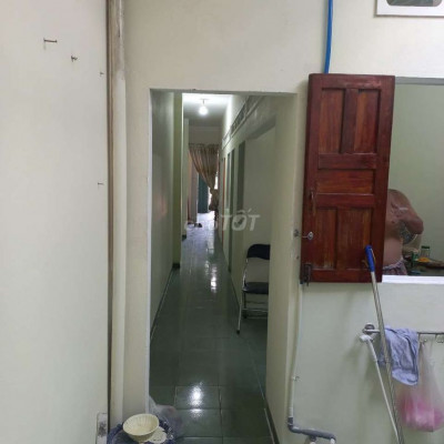 Cho thuê nhà mặt tiền đường Chế Lan Viên, phường Ghềnh Ráng giá 7.5tr