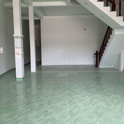 Cho thuê nhà mặt tiền đường Hoàng Văn Thụ, tp Quy Nhơn