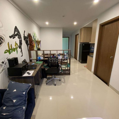 Bán chung cư Xuân Thủy căn thương mại mua bán sang tên ngay