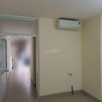 Cho thuê tầng trệt chung cư Xuân Thủy, vừa ở vừa kd nhỏ