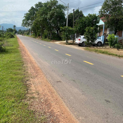 Bán lô đất 600m mặt tiền đường quốc lộ 19c vân canh