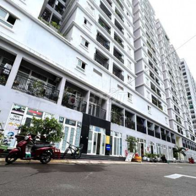 Bán chung cư Xuân Thủy bkock C giá 1.2 tỷ