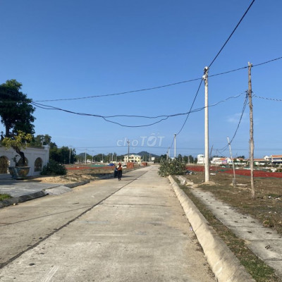 BÁN ĐẤT FULL THỔ CƯ SỔ HỒNG RIÊNG MT TRUNG TÂM PHÙ CÁT-BÌNH ĐỊNH